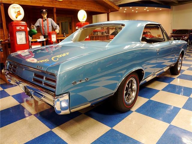 1967 Pontiac GTO -- - photo 11