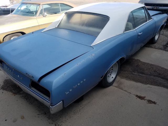 1967 Pontiac Lemans 2 Door Hardtop 326, Bucket Seats Console Car 1967 Pontiac Le Mans