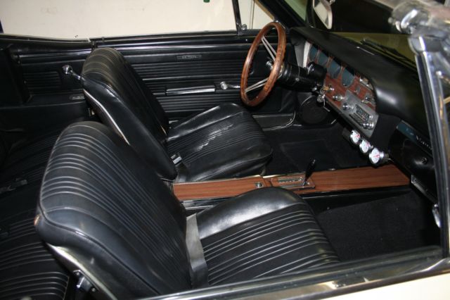 1967 Pontiac Le Mans Convertible - photo 9
