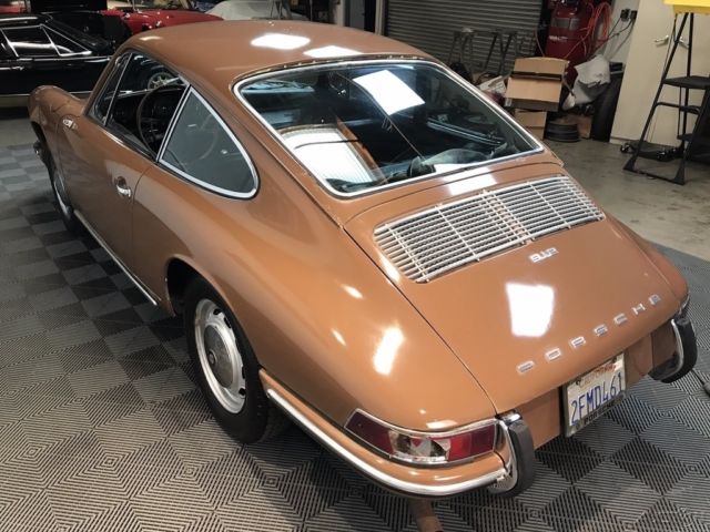 1967 Porsche 912 912 COUPE. SPECIAL ORDER LIDO GOLD PAINT / BLACK TRIM, 4-SPEED. - photo 7
