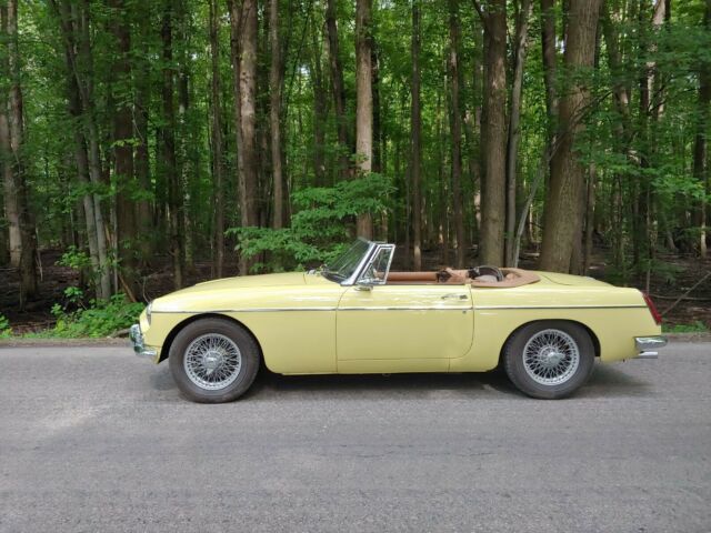 1967 MG MGB - photo 3