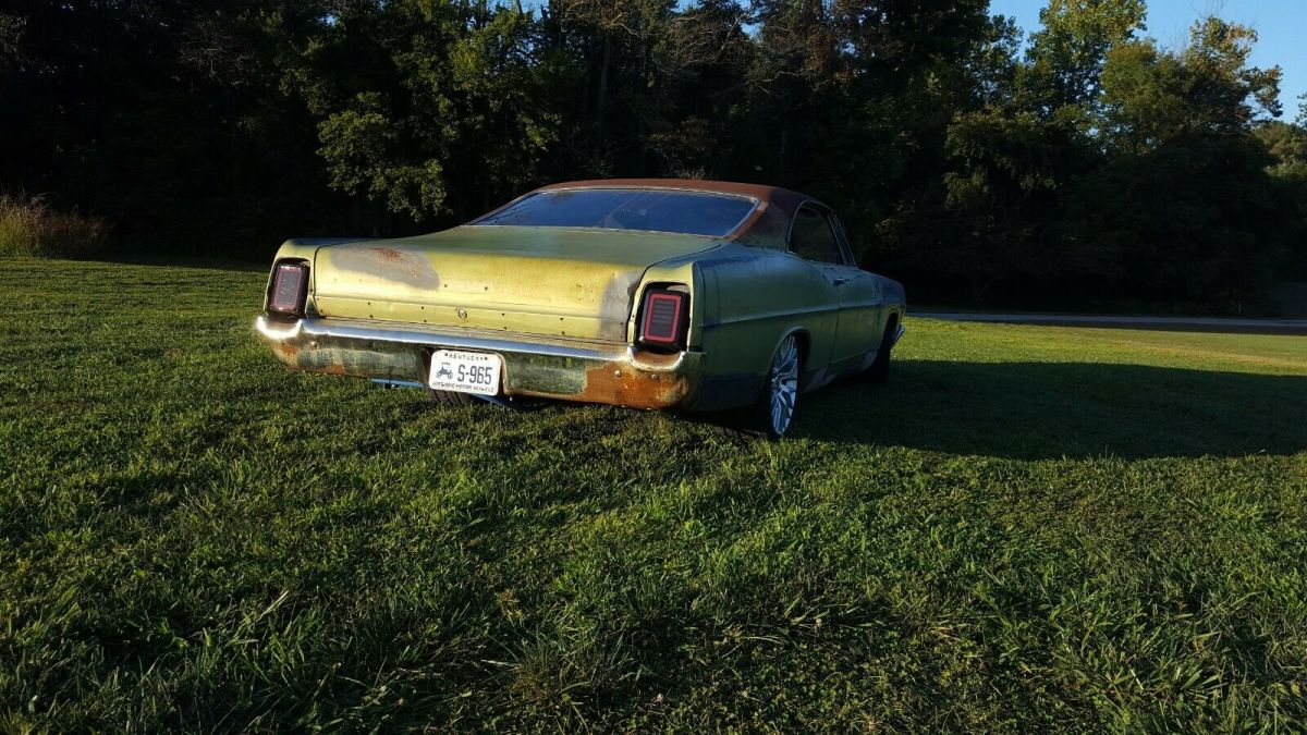 1967 Ford Galaxie - photo 12