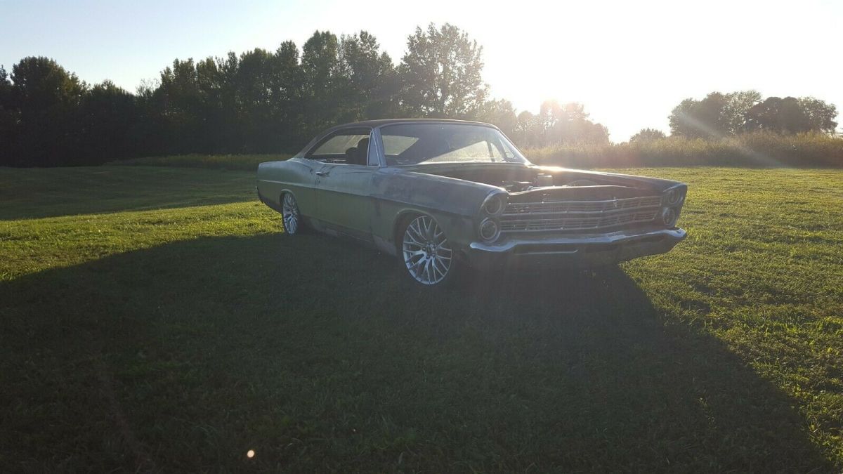 1967 Ford Galaxie - photo 2