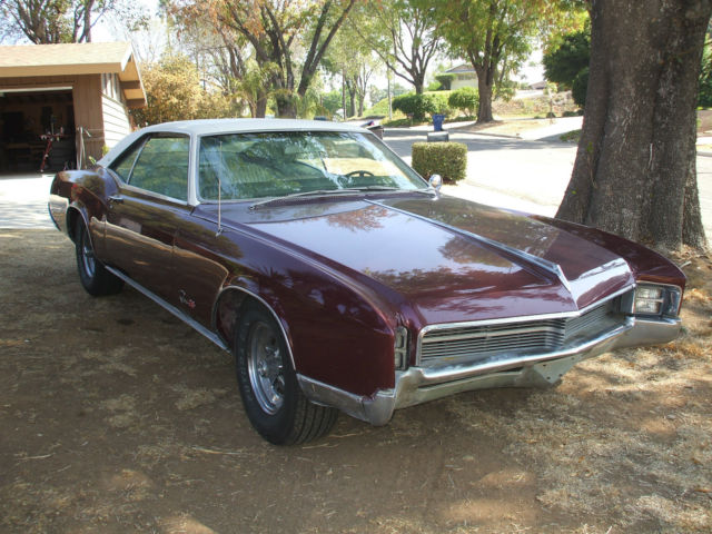 1967 Buick Riviera GS - photo 2