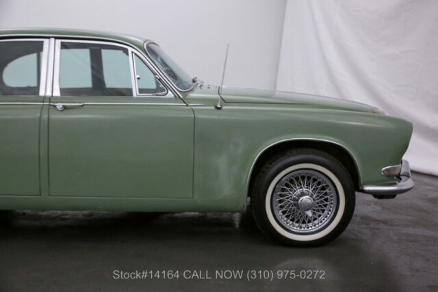 1967 Jaguar 420 Saloon - photo 10