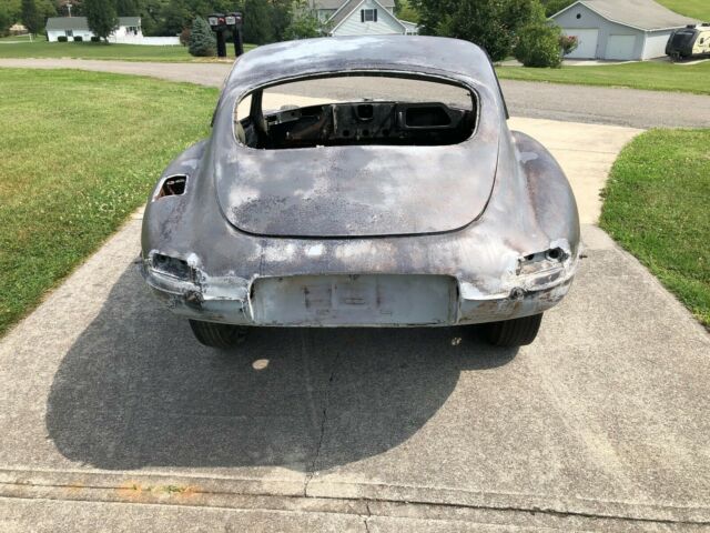1967 Jaguar E-Type - photo 2