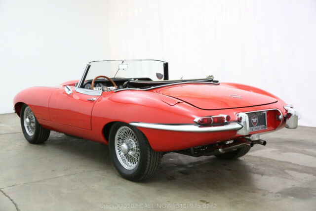 1967 Jaguar XK Series I Roadster - photo 6