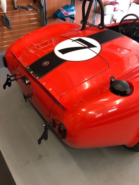 1967 Shelby Cobra Roadster - photo 4