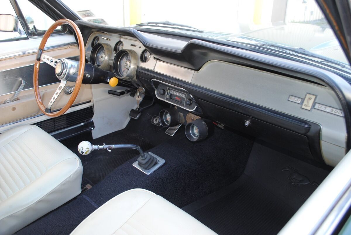 1967 Shelby GT 500 - photo 5