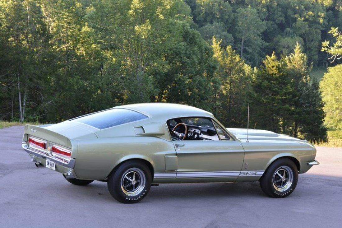 1967 Shelby GT350 - photo 10