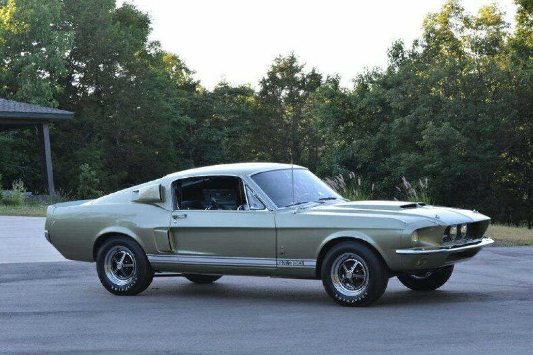 1967 Shelby GT350 - photo 11
