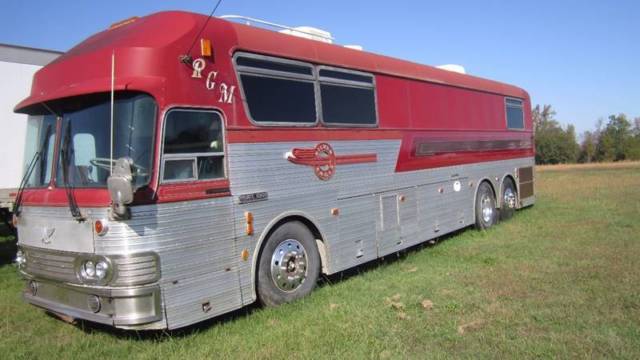 1967 Silver Eagle Entertainer Coach Eagle