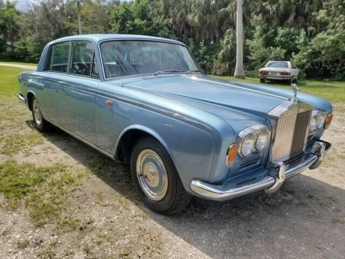 1967 Silver Shadow in original " Silver mink" factory 1967 Rolls-Royce Silver Shadow