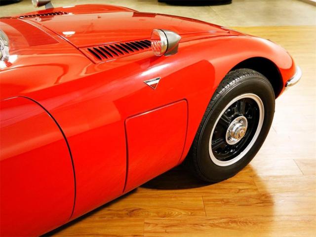1967 Toyota 2000 GT - photo 13