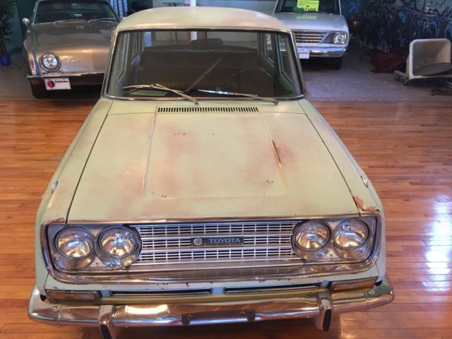 1967 Toyota Corona - photo 2