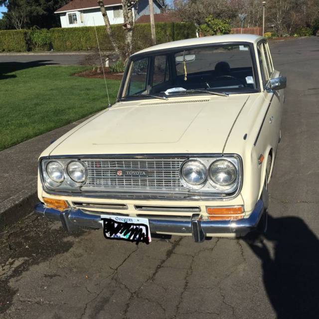 1967 Toyota Corona - photo 2