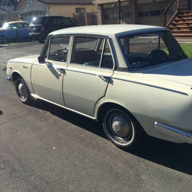 1967 Toyota Corona - photo 3
