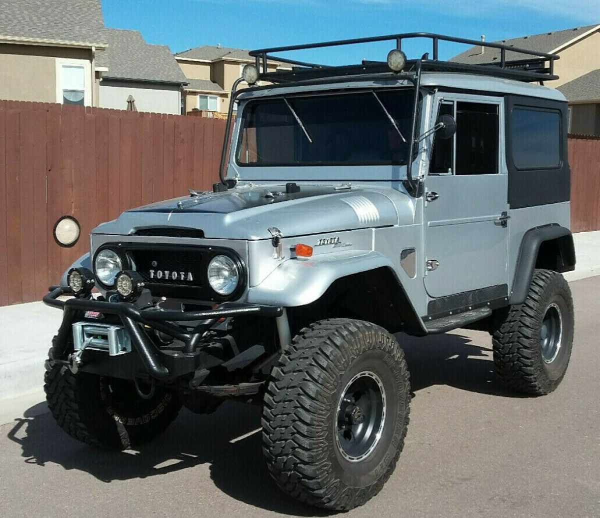 1967 Toyota FJ40 Land Cruiser 4WD 350V8 700R4 Eagle Mags Winch OEM Rack 1967 Toyota FJ Cruiser FJ40 4WD 350V8 700R4 Eagle Mags Winch OEM Rack