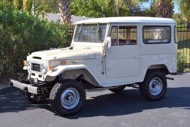 1967 Toyota FJ40 Land Crusier - Fully Restored 0 Beige SUV Straight Six 3-Speed 1967 Toyota FJ Cruiser Land Crusier - Fully Restored