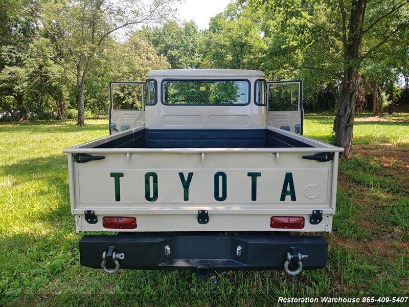 1967 Toyota FJ Cruiser - photo 13