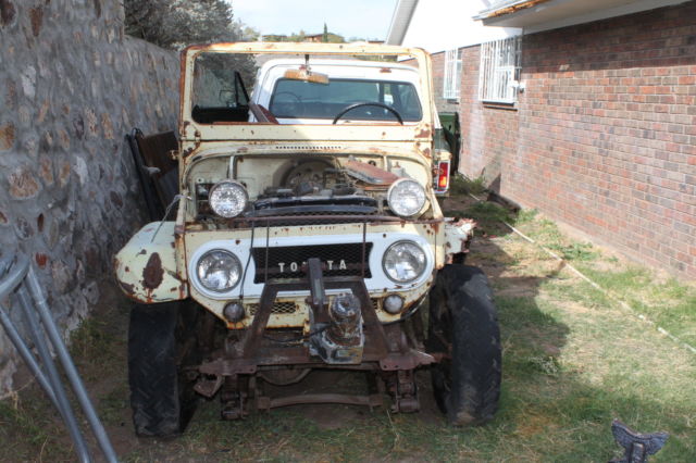 1967 Toyota Landcruiser FJ40 3.9L Inline Six 3 Speed 4x4 Project 1967 Toyota Land Cruiser Landcruiser
