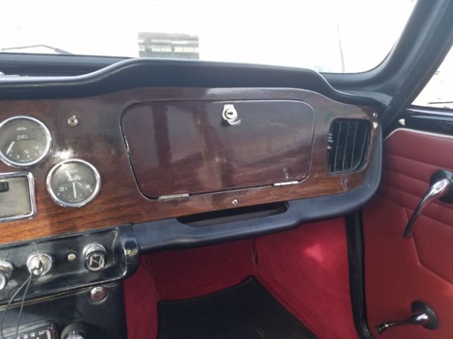 1967 Triumph TR4A - photo 11