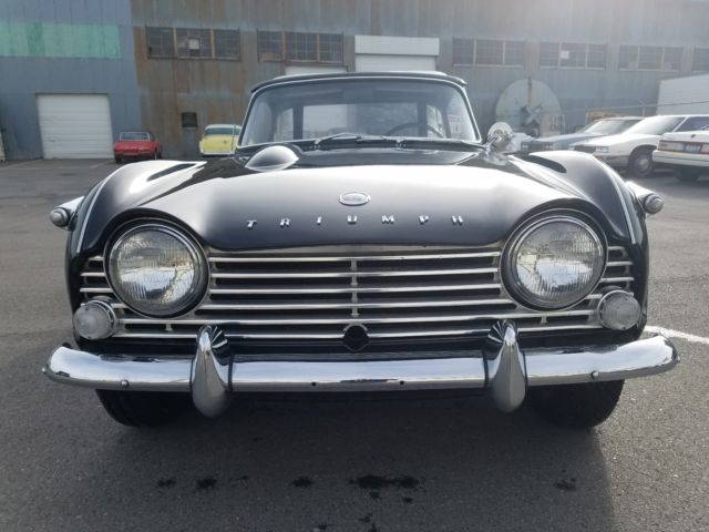 1967 Triumph TR4A - photo 2