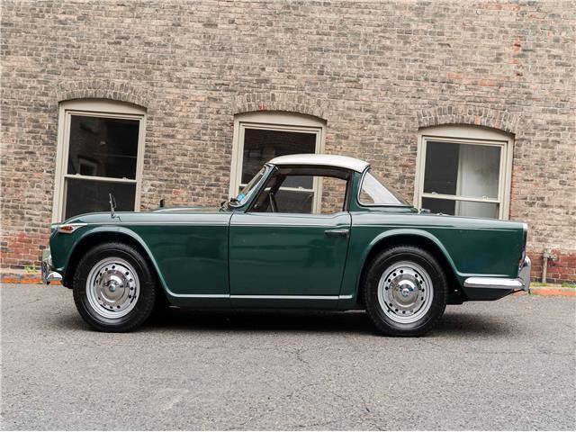 1967 Triumph TR4A IRS -- - photo 11