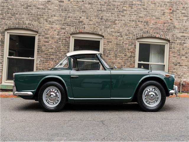 1967 Triumph TR4A IRS -- - photo 2