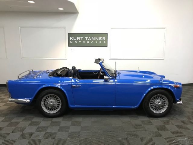1967 Triumph TR4A IRS 4-SPEED, 60-SPOKE WIRES, LUGGAGE RACK - photo 3