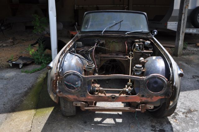 1967 Triumph TR4A Convertible - photo 10