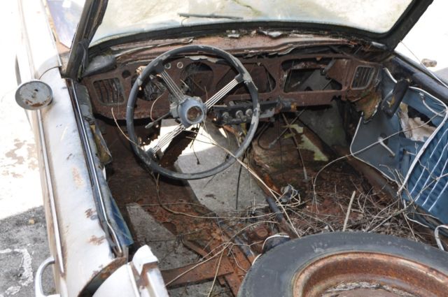 1967 Triumph TR4A Convertible - photo 3