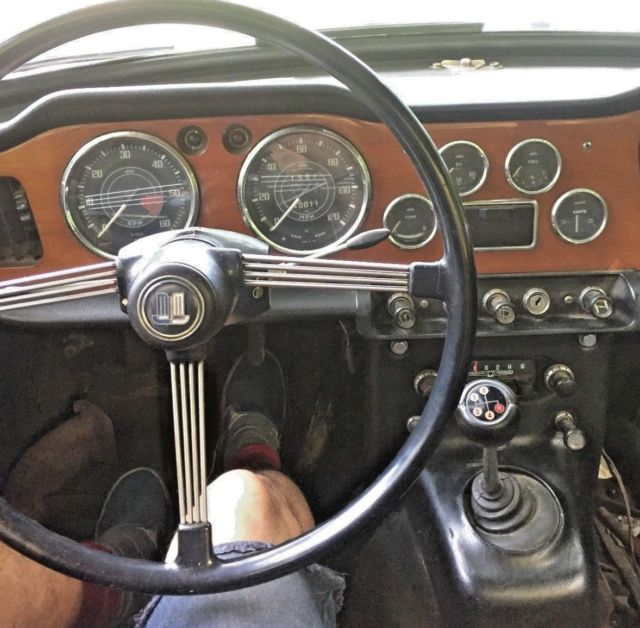 1967 Triumph TR4A - photo 8