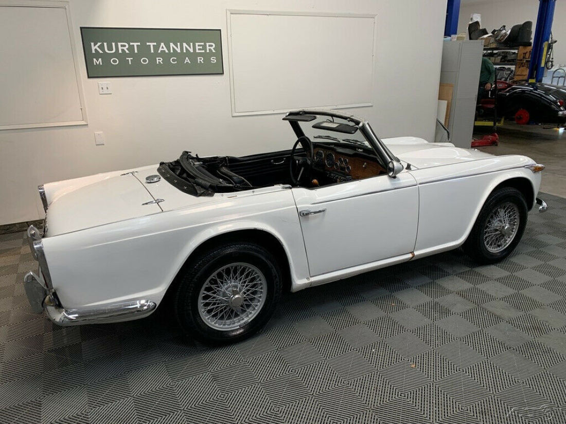 1967 Triumph TR4A 1967 TRIUMPH TR4A - photo 3
