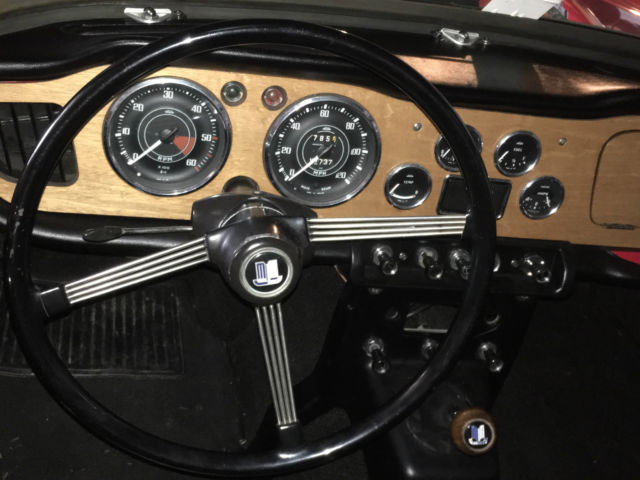 1967 Triumph TR4A - photo 8