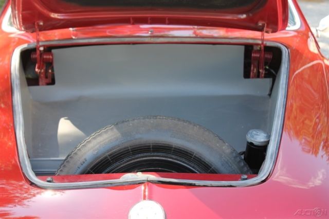 1967 Volkswagen Karmann Ghia - photo 11