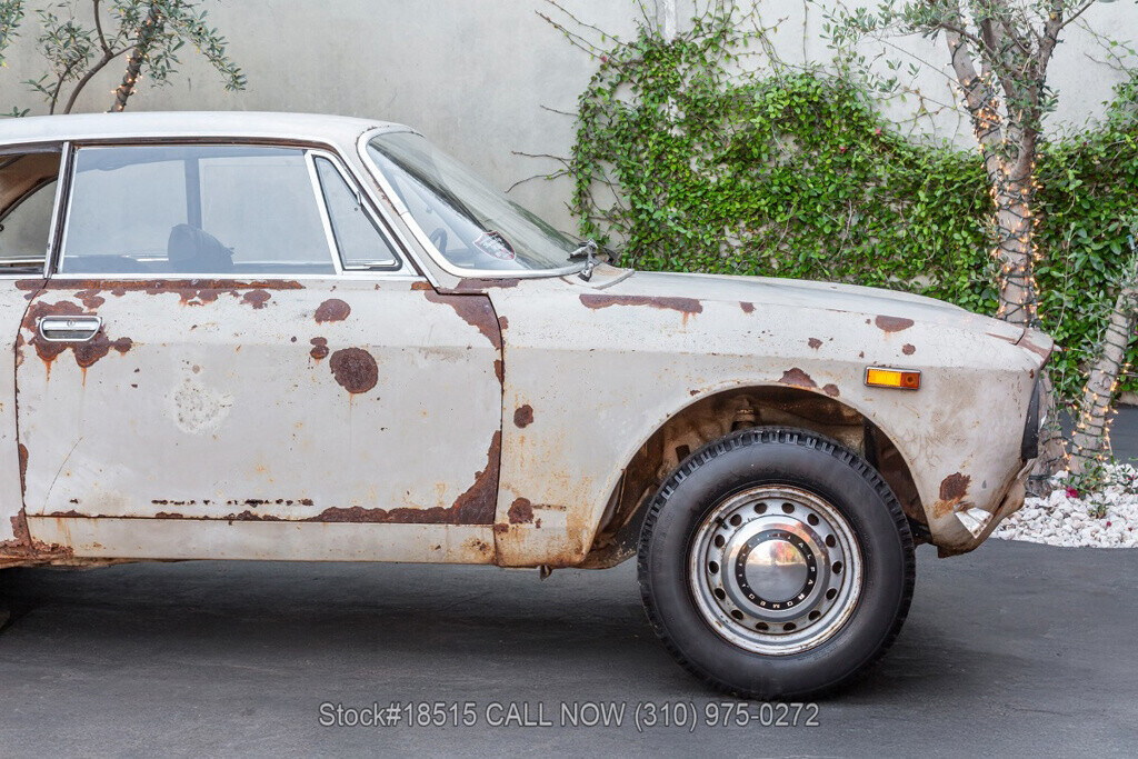 1967 Alfa Romeo 1750 GT Veloce - photo 10