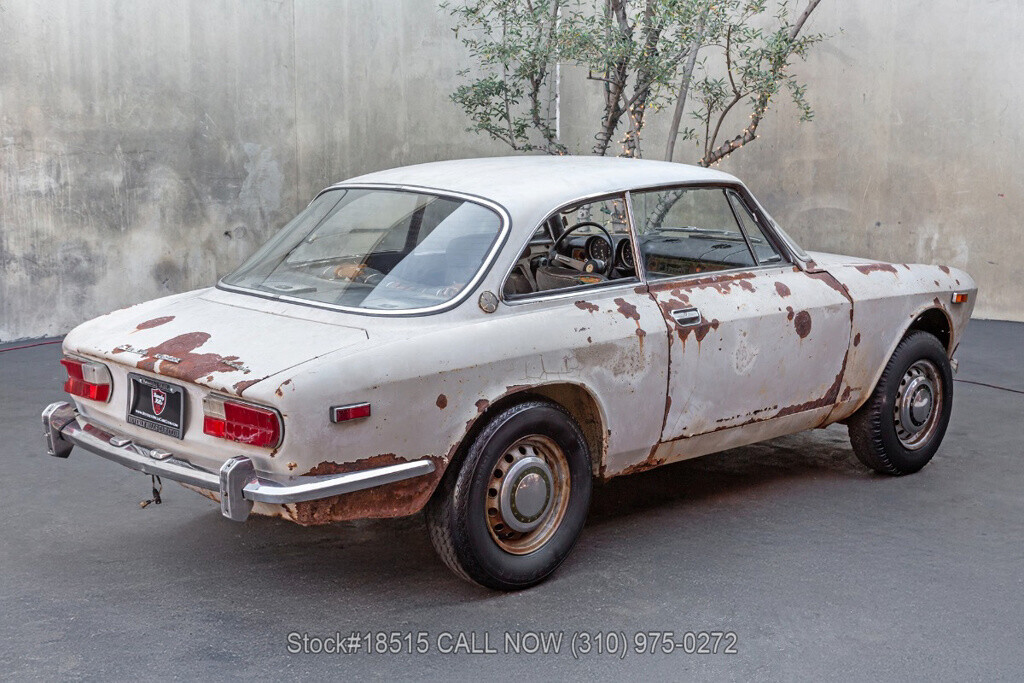 1967 Alfa Romeo 1750 GT Veloce - photo 5