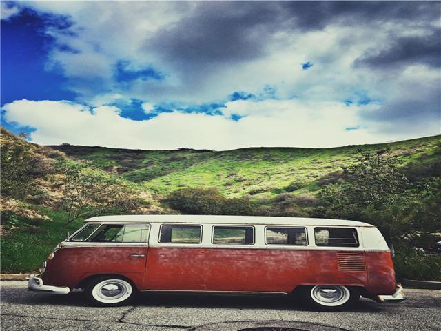 1967 Volkswagen Bus/Vanagon Deluxe 13 Window - photo 11