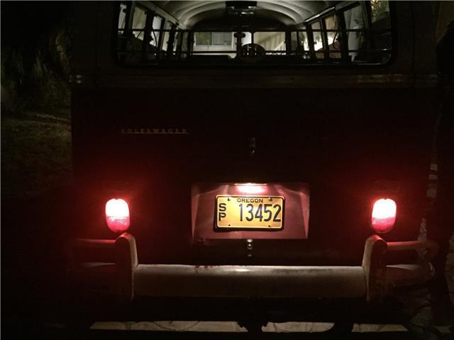 1967 Volkswagen Bus/Vanagon Deluxe 13 Window - photo 8