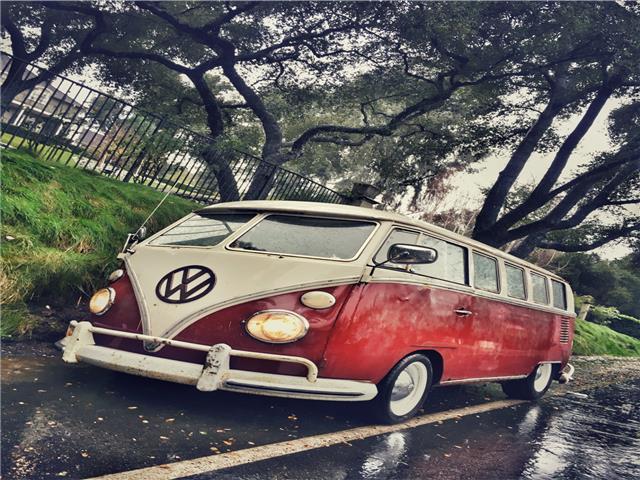 1967 Volkswagen Bus/Vanagon Deluxe 13 Window - photo 9