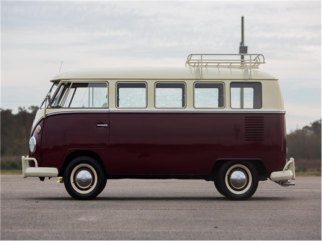 1967 Volkswagen Bus/Vanagon TYPE 2 13 WINDOW DELUXE MICROBUS - photo 6
