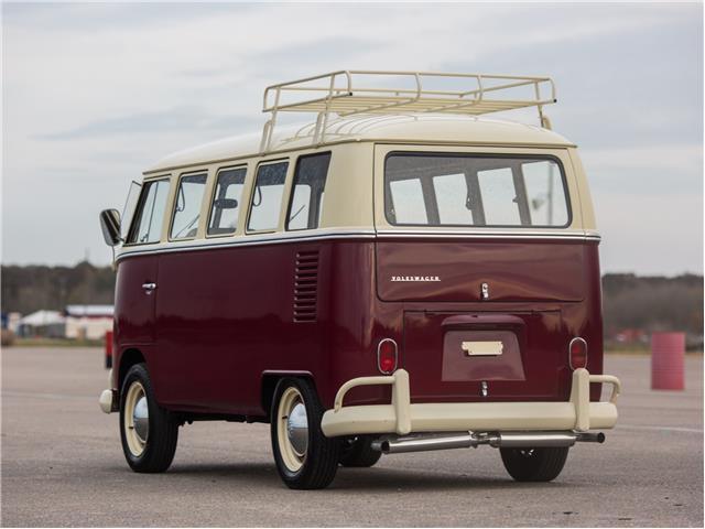 1967 Volkswagen Bus/Vanagon TYPE 2 13 WINDOW DELUXE MICROBUS - photo 8
