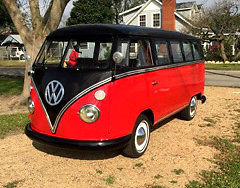 1967 Volkswagen Van 1967 Volkswagen Bus/Vanagon Deluxe 13 window