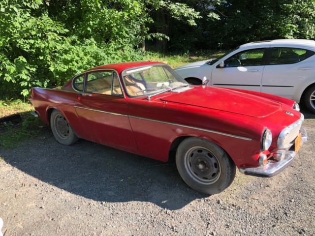 1967 Volvo P1800