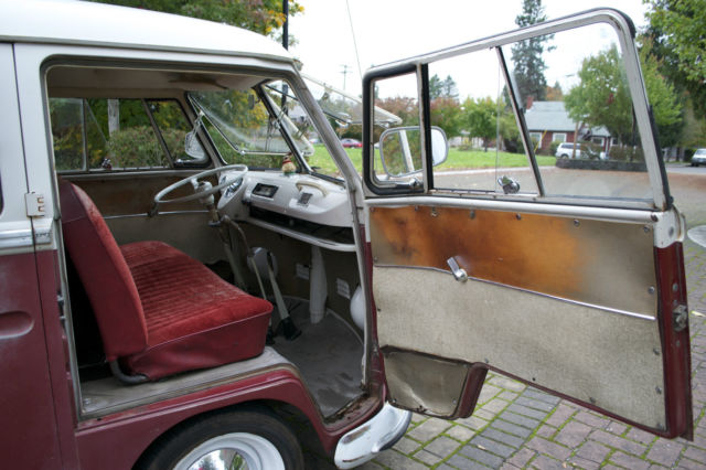 1967 Volkswagen Bus/Vanagon Deluxe 13 Window - photo 6