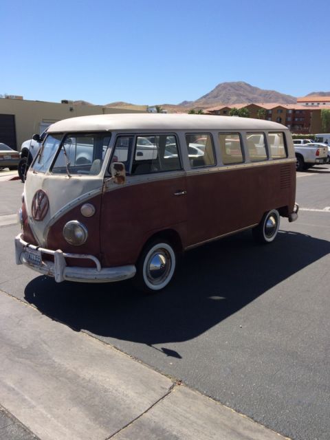 1967 VW Bus/Split Window Walk Through/13 Window/Volkswagen/Desert Find 1967 Volkswagen Bus/Vanagon Bus 13 windows