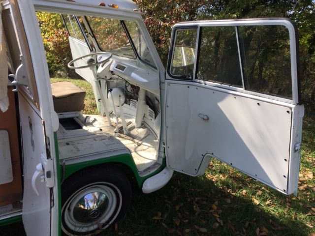 1967 Volkswagen Bus/Vanagon pop top - photo 11