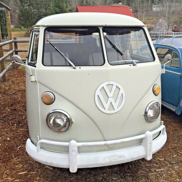 1967 VW Westfalia Camper Bus 1967 Volkswagen Bus/Vanagon SO-42