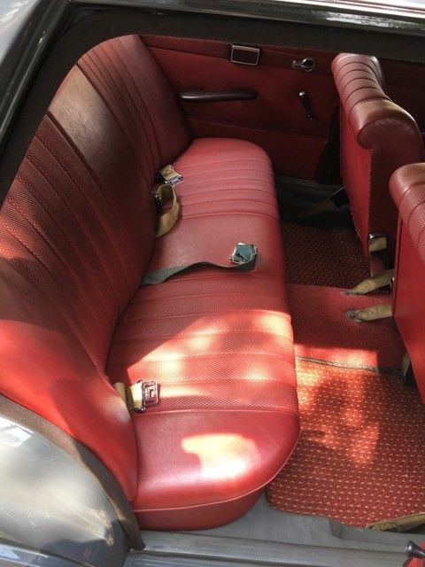 1967 Mercedes-Benz 200-Series 200D - photo 4